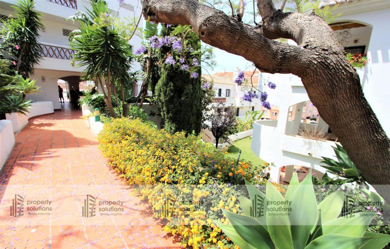 PUEBLO DEL PARQUE 2 - Piscina, terraza y jardín Apartamento Benalmádena Exterior foto